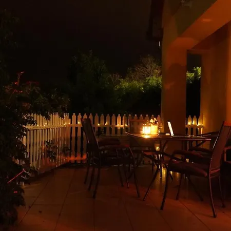 アパート Ozgida Vendeghaz *